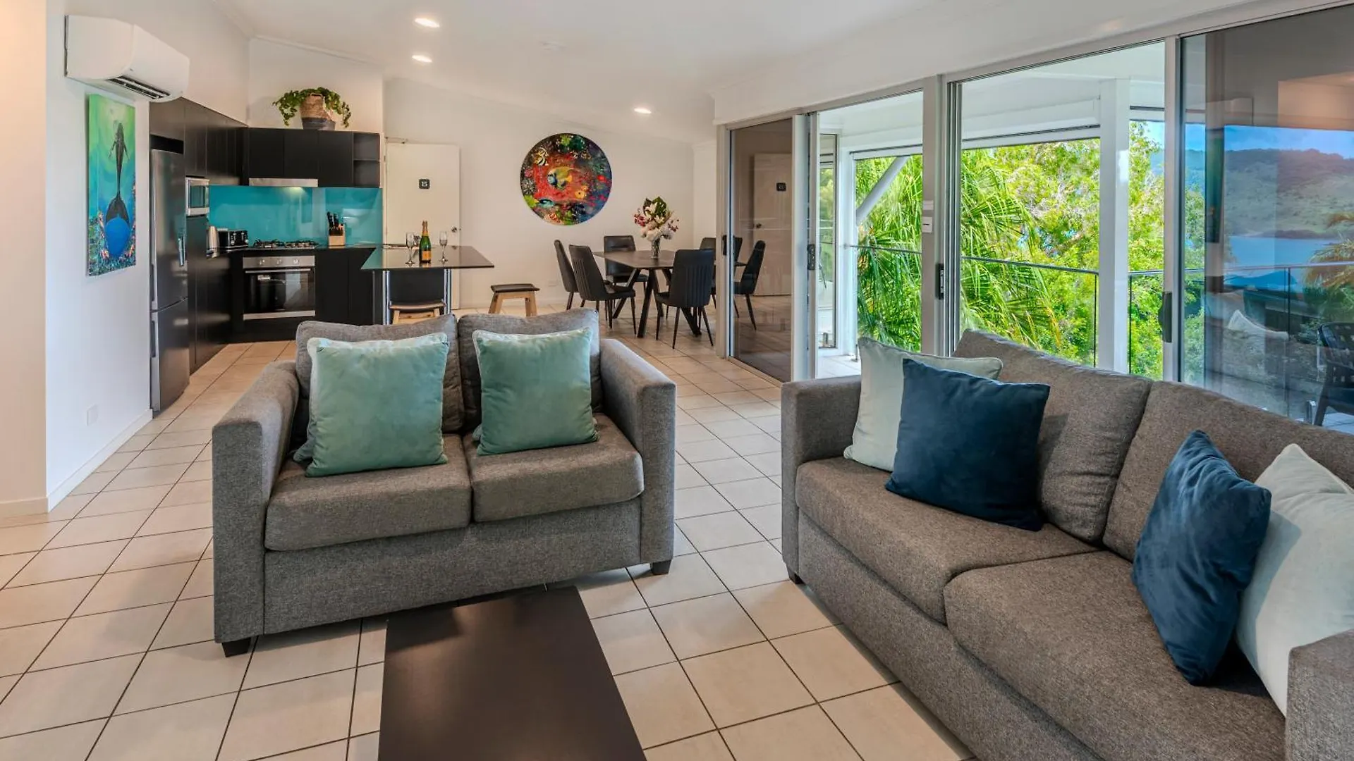 Oasis Apartments Hamilton Island